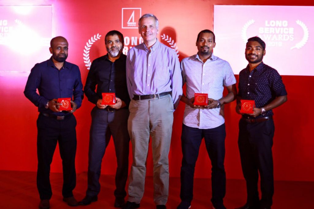 BML presents long service awards to 30 employees | Corporate Maldives