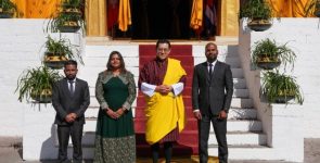 Maldives’ Non-Resident Ambassador Presents Credentials to King of Bhutan