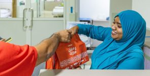 Ooredoo Maldives Distributes Iftar Packs to Patients and Staff at IGMH During Ramadan